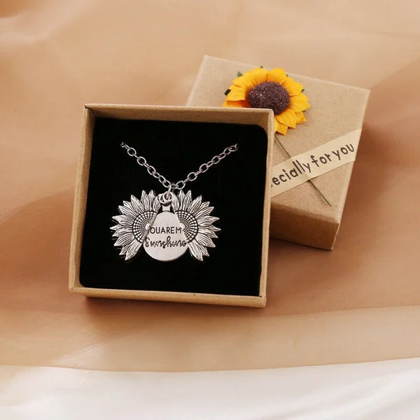 "You Are My Sunshine" Sunflower Necklace🌻(Double-sided engraving)