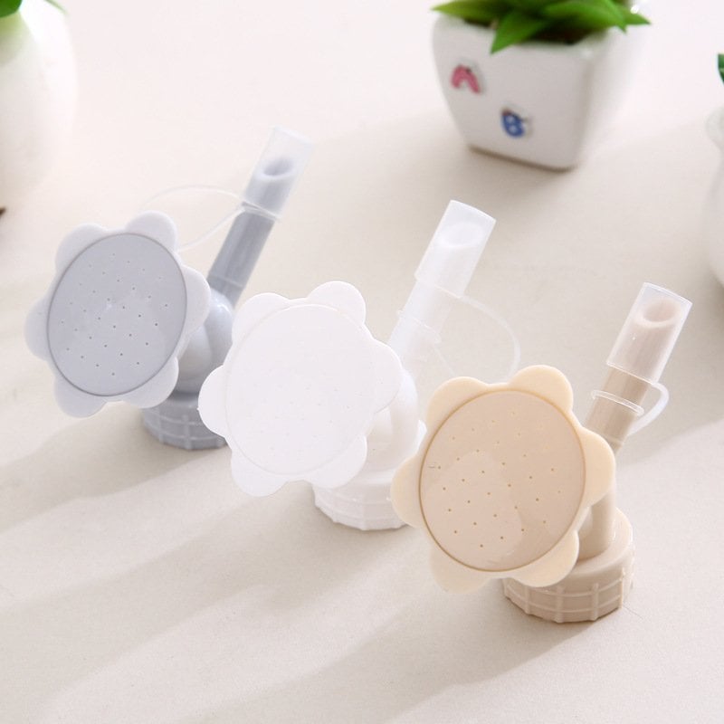 Flower shaped spray bottle nozzle