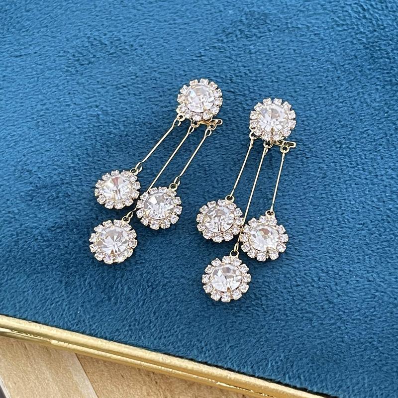 J&A Round Diamond Korean Version of Lady Temperament Fresh and Versatile Earrings - Jessie Accessory