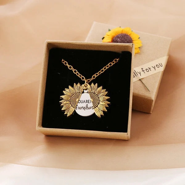 "You Are My Sunshine" Sunflower Necklace🌻（Double-sided engraving）